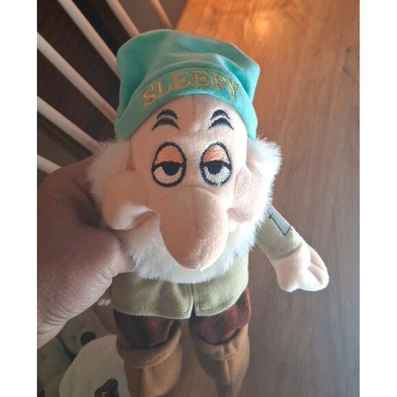 DISNEY STORE SLEEPY DWARF 10.5"  Plush Doll Snow White Stuffed Toy Parks - Picture 3 of 7